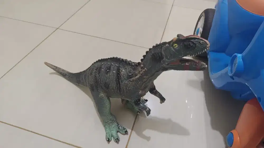 Jual aja nih maenan anak dyno