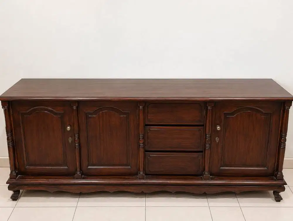 Meja Jati Buffet model Jadul