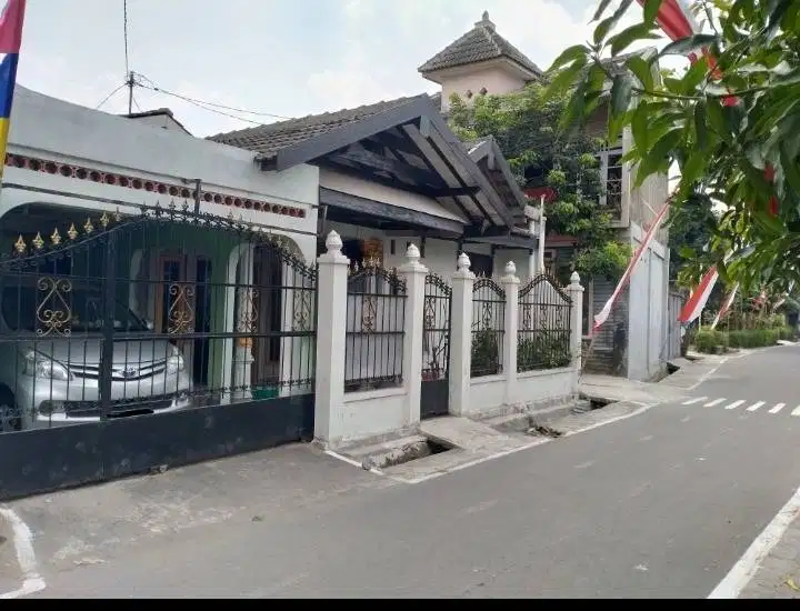 DIJUAL CEPAT RUMAH BANYUANYAR SOLO STRATEGIS