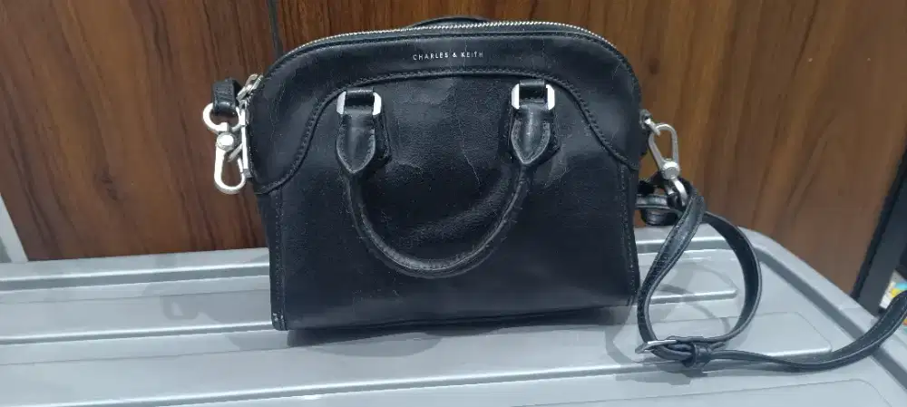 Tas chareles & keith hitam preloved