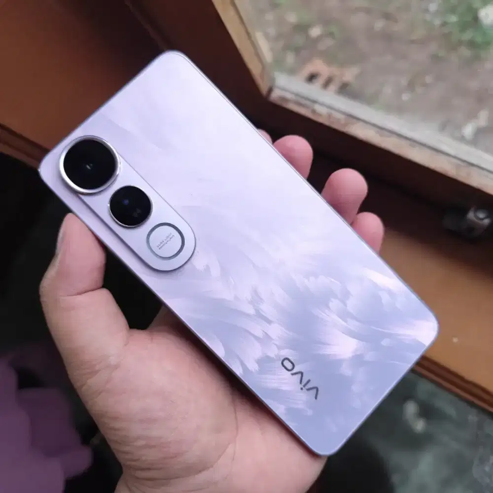 Vivo V50 lite 4G NFC ram 8/256 hp dan casan ori