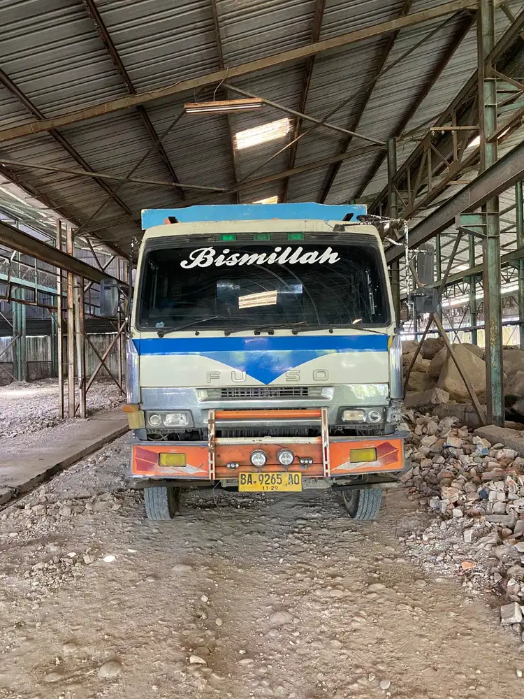 Mitsubishi Fuso FV 418C (TRONTON)