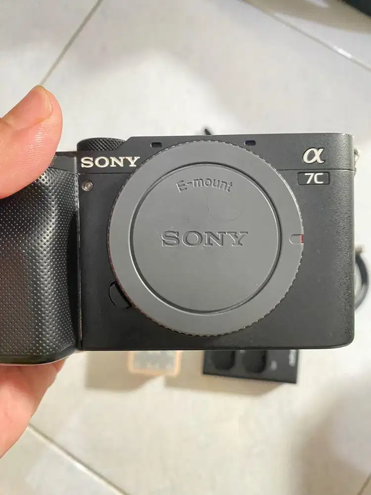 Dijual Kamera Sony A7C + Lensa 50mm Takumar
