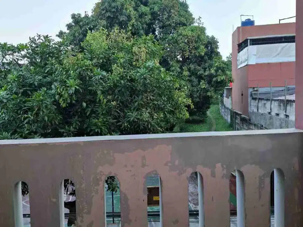 rumah 2 lantai harga 1 lantai Dasana indah bonang Tangerang