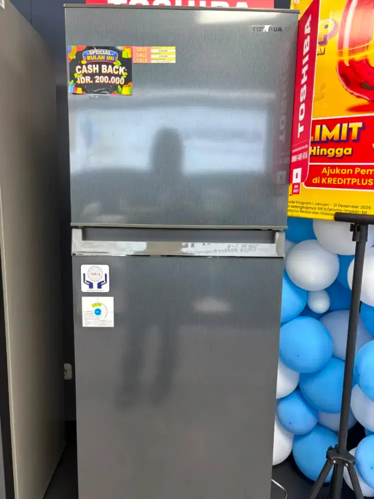 KULKAS TOSHIBA 2 PINTU