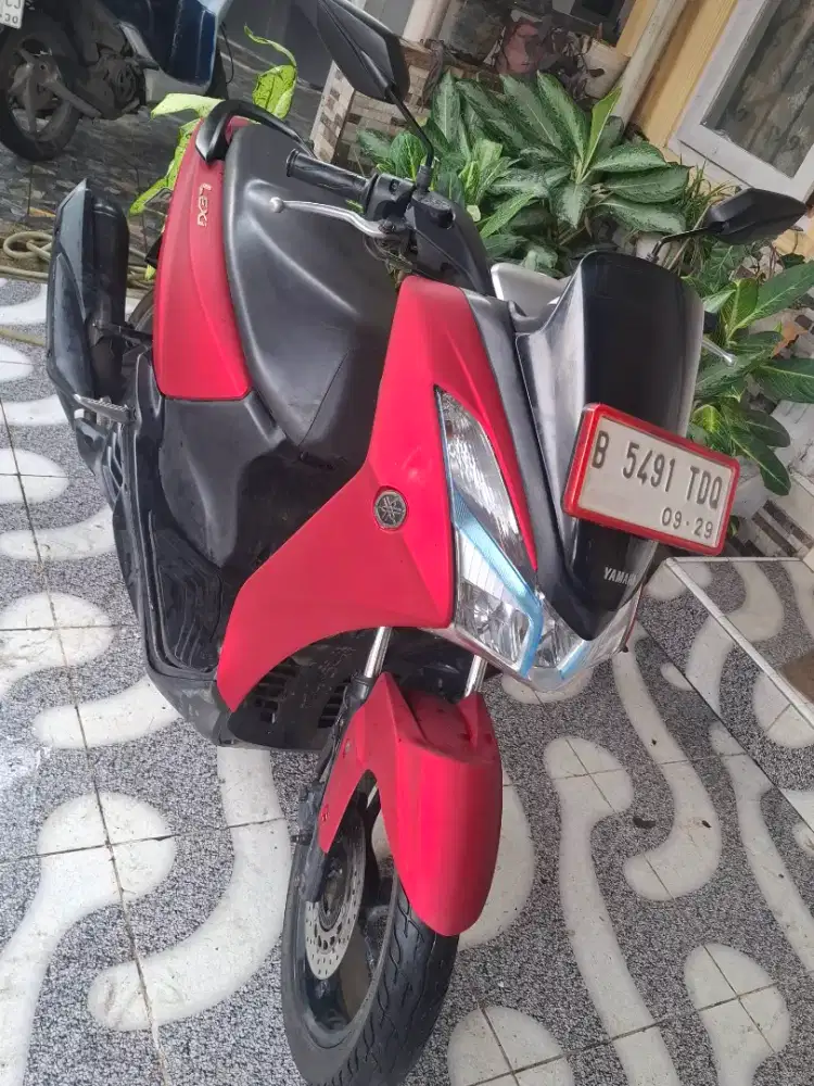 Yamaha Lexi plat B