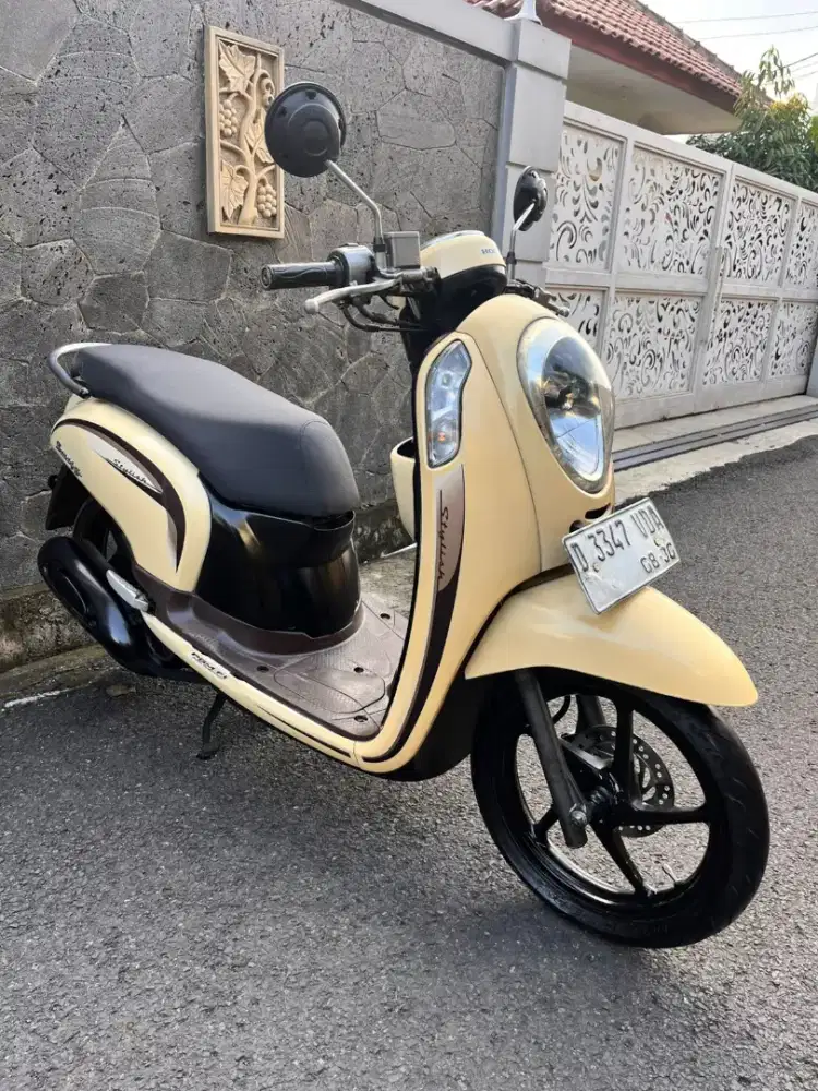 Scoopy 2015. Pajak ON. Standar. Mulus. Original. Mengkilat. Bisa TT