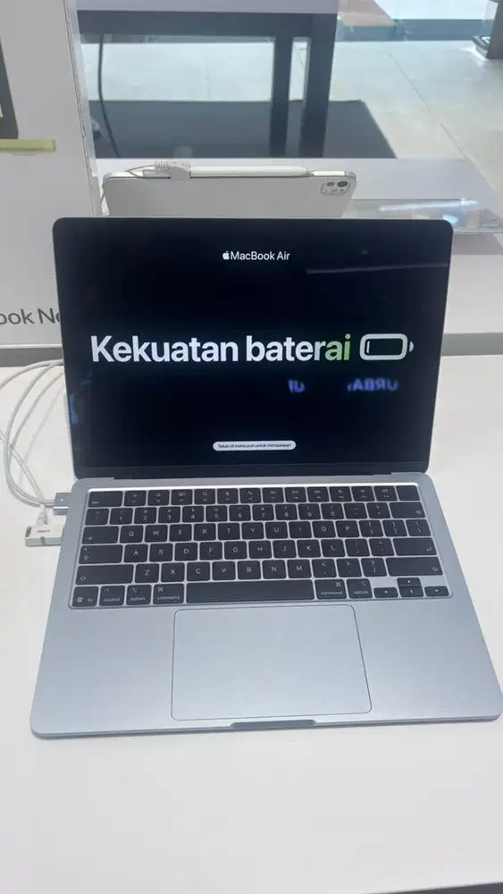 Kredit macbook air m5 16/512gb