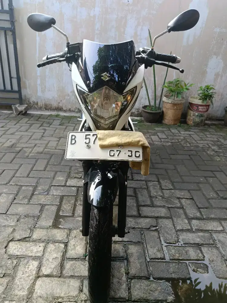 Suzuki satria 2014