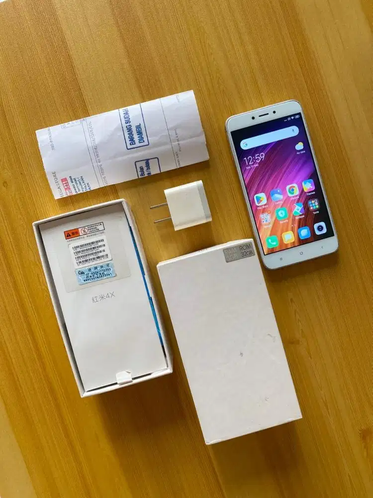 REDMI 4X 3/32gb Fullset Normal