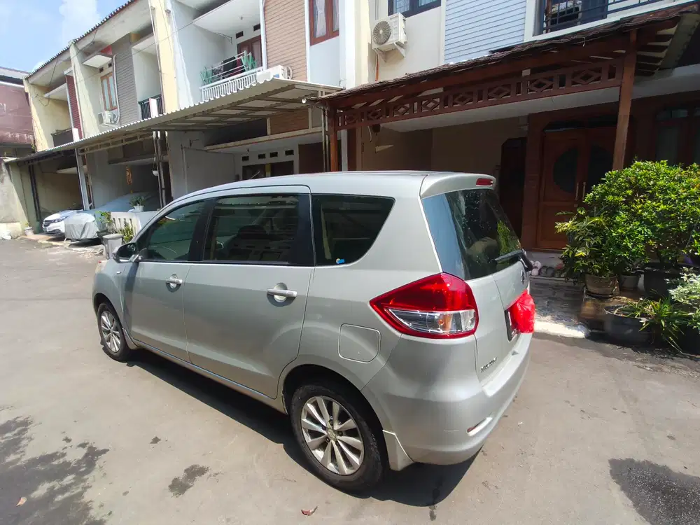 Suzuki Ertiga 2012 Bensin