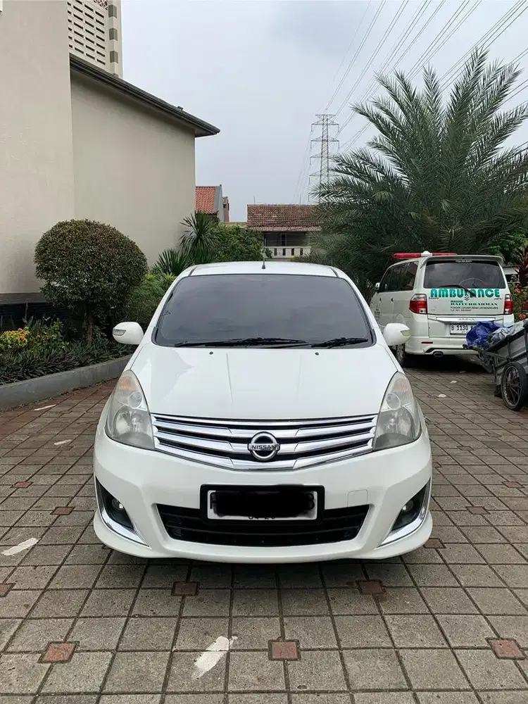 Grand Livina XV Ultimate AT Type Tertinggi