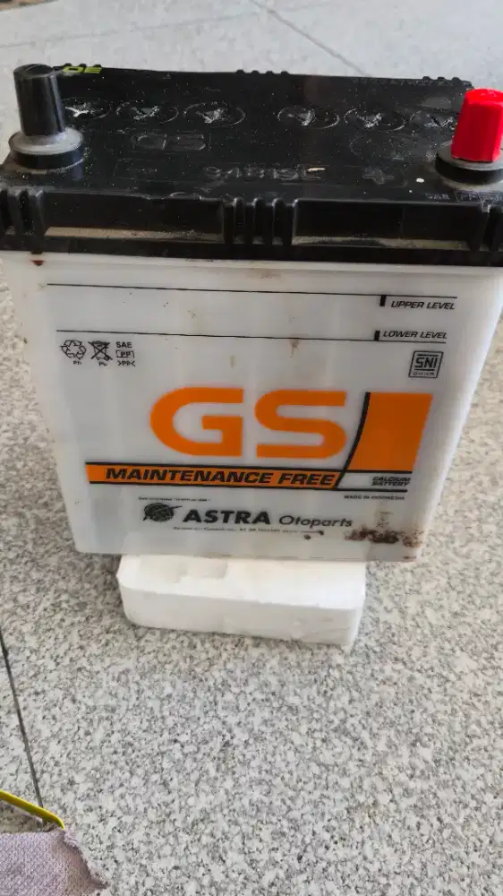 Aki/accu bekas , merk GS astra Honda