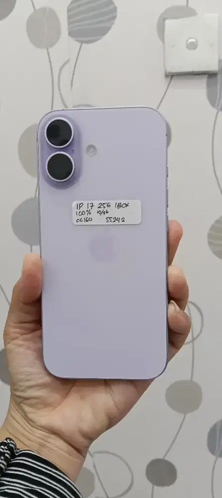 iPhone 17 256 iBox garansi on