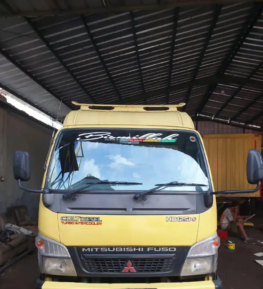 Mitsubishi canter 125 hdv tahun 2015