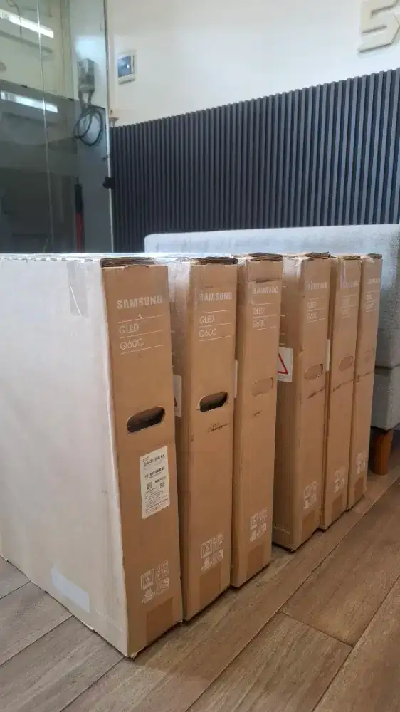 SAMSUNG QLED Q60C 43 4K