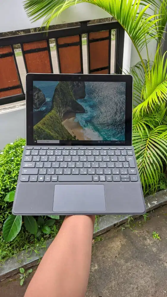 Microsoft Surface Go 1 10 Inch RAM 4GB SSD 64GB