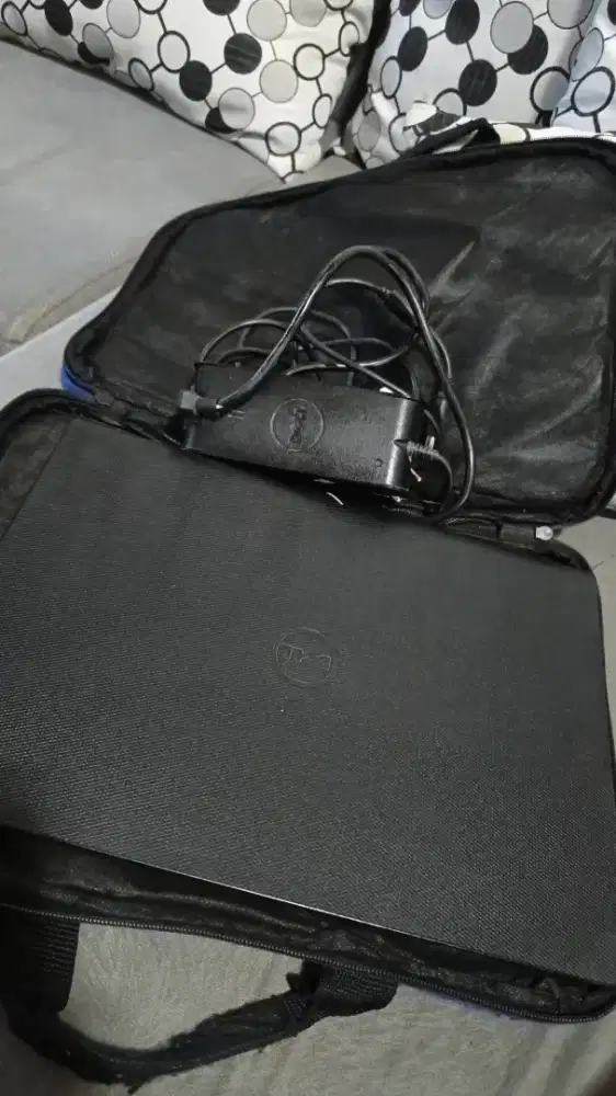 Laptop Dell Dijamin Masih Bagus