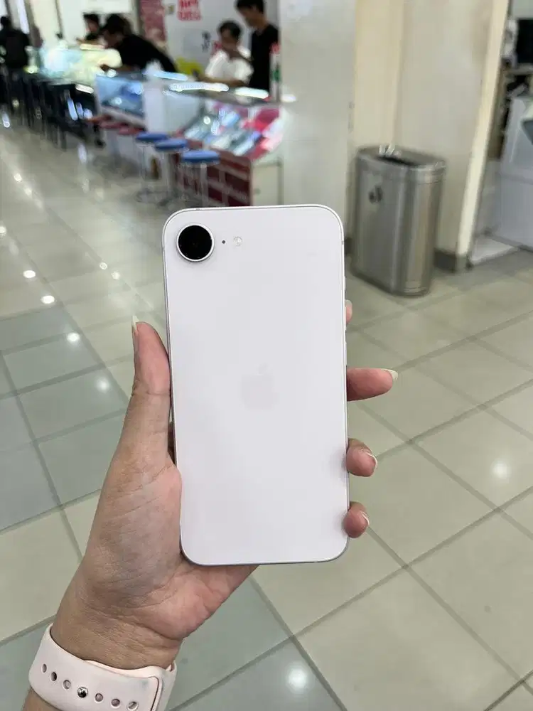 Iphone 17e 256 ibox