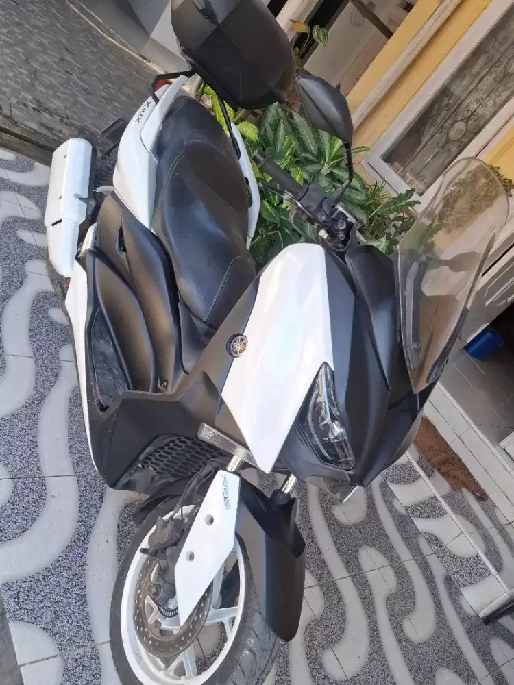 Yamaha XMAX 250