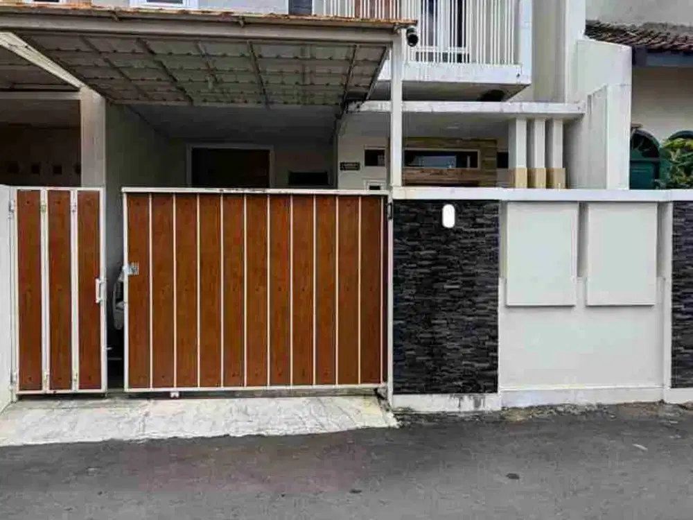 RUMAH MEWAH 2 LANTAI MODERN - HARGA MURAH POLL DALAM PERUMAHAN DEKAT UGM SLEMAN