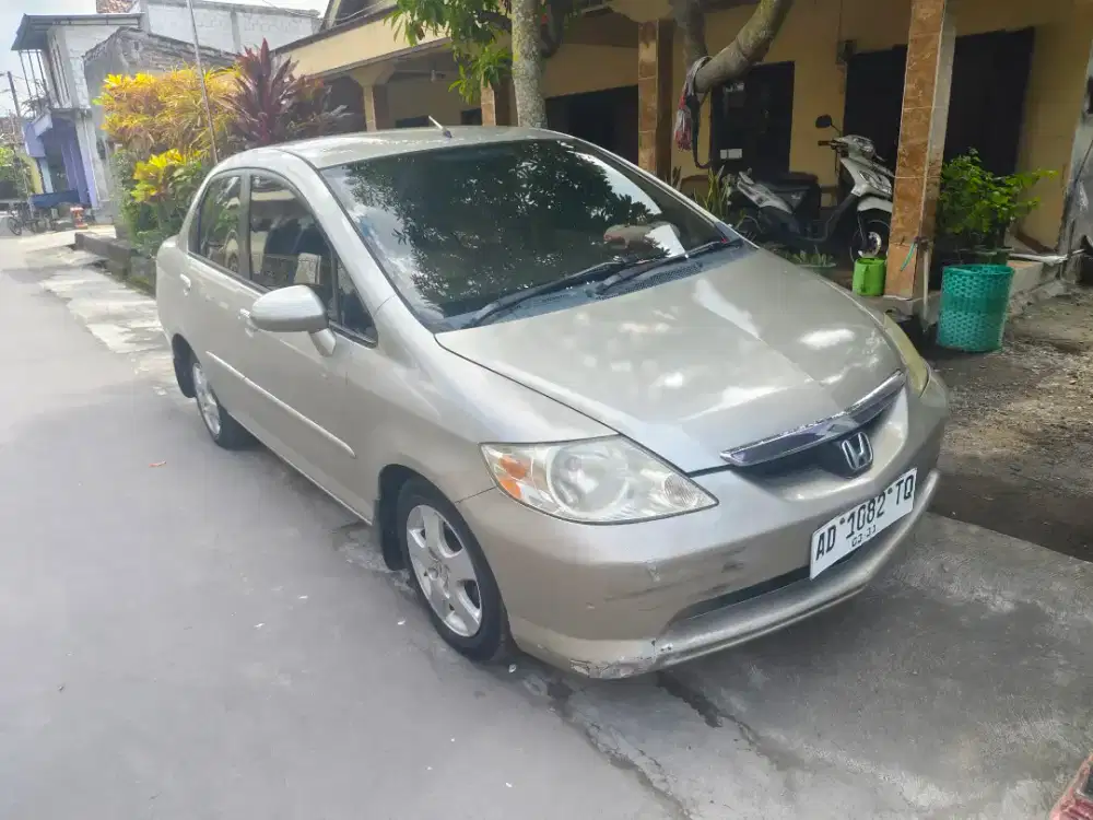 Di jual cepat honda city 2004 matic lagi BU
