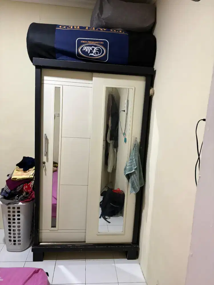Jual lemari pakaian 2 pintu Geser + lemari plastik