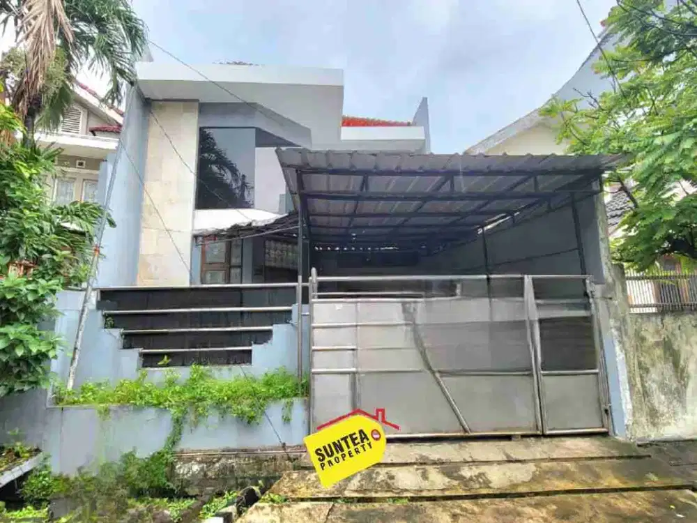 Rumah Siap Huni dengan 6 Kamar Tidur di Mandar Utama SC 0606
