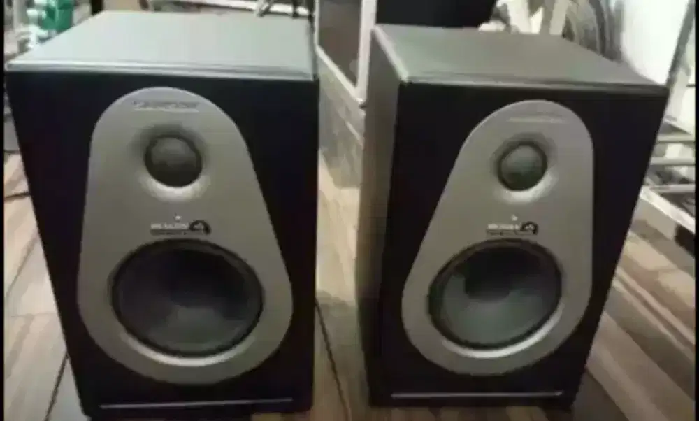 Speaker flat samson A5 resolf recording