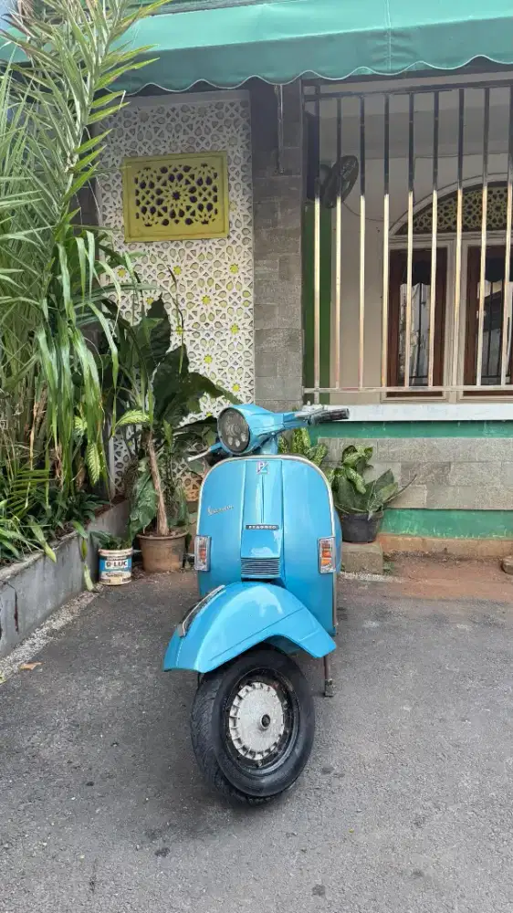 Vespa Strada Look New PX Anniversary 70th