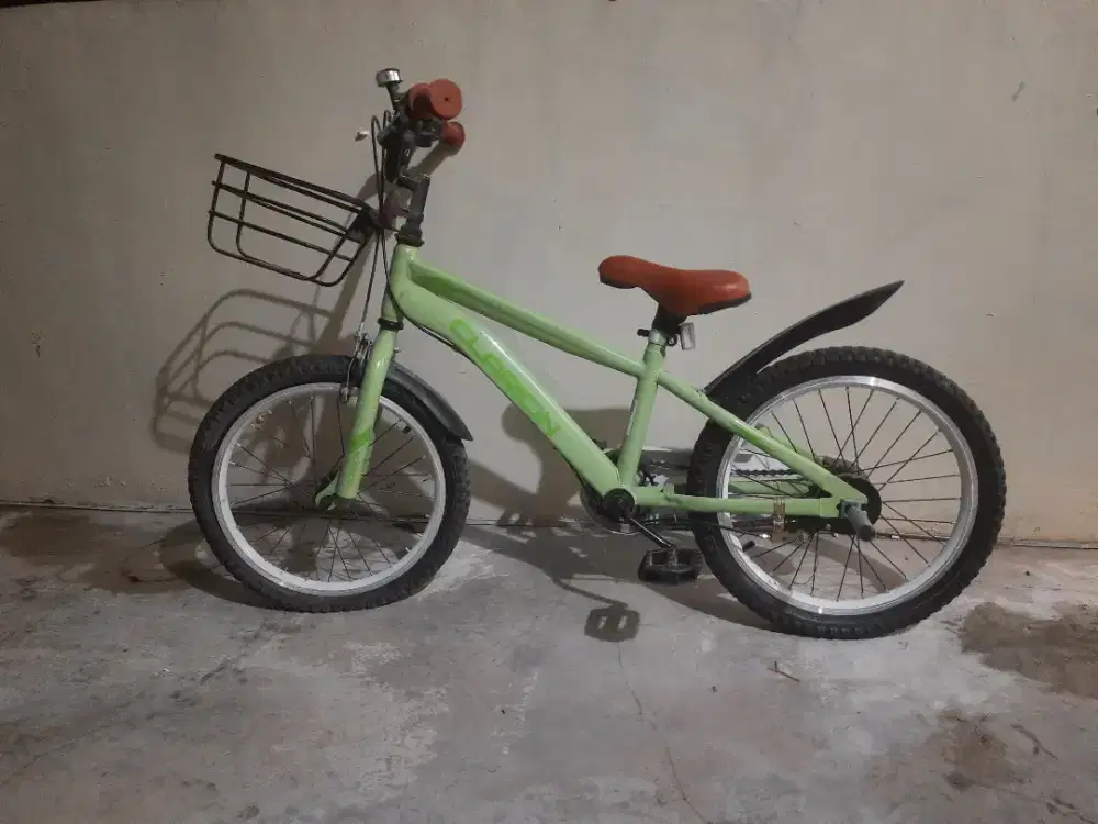 Sepeda anak ukuran sedang,mulus