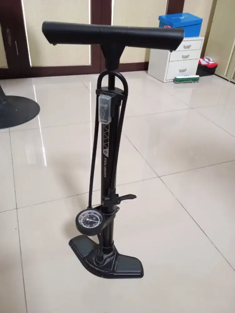 Pompa  polygon untuk sepeda