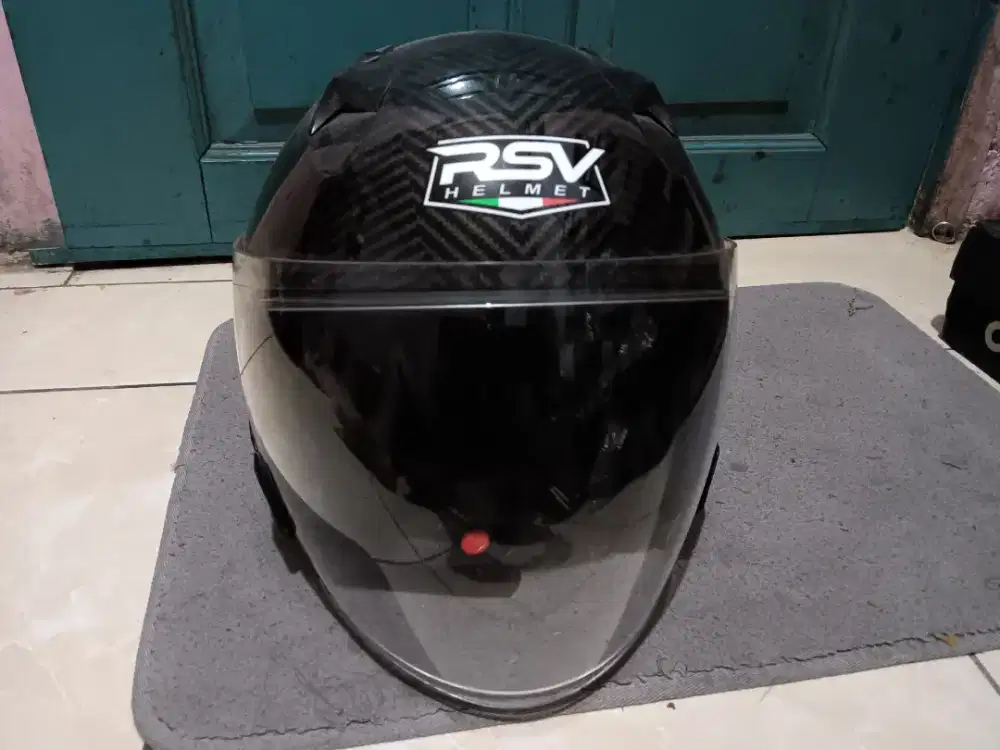 Helm RSV SV300 CARBON