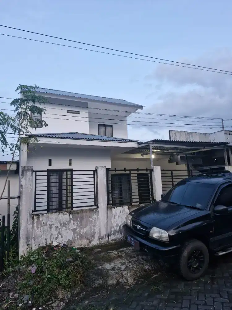 Rumah 2 lantai Griya Paniki Indah