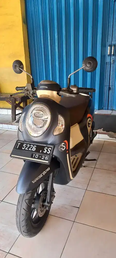 H. NEW Scoopy Sporty