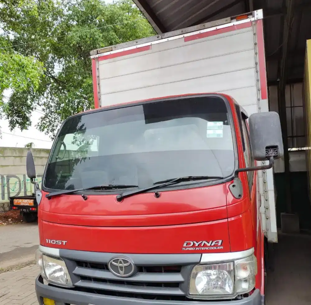 Toyota Dyna Rino engkel long box tahun 2012