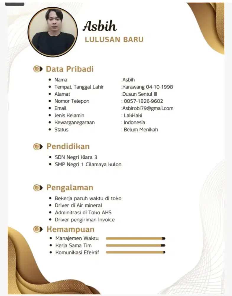 Mencari kerja untuk supir pribadi.