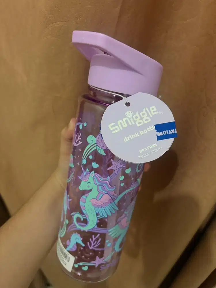 Smiggle botol minum anak unicorn