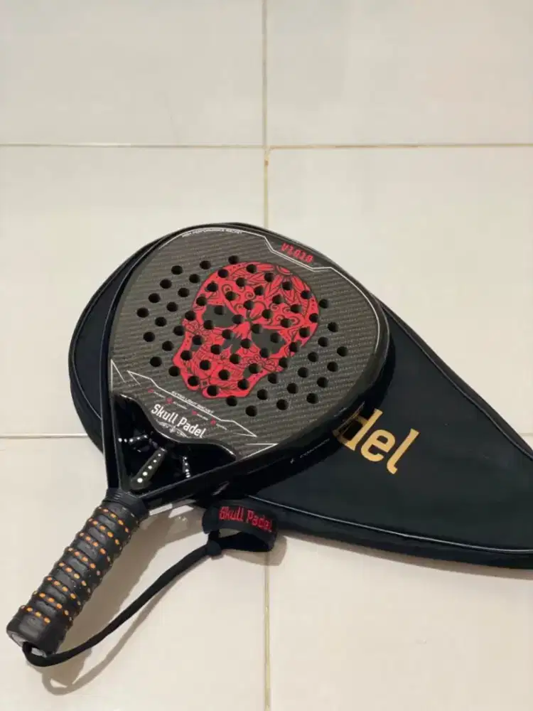 DiJual Raket Padel Skull Padel V1010 (red edition) super rare