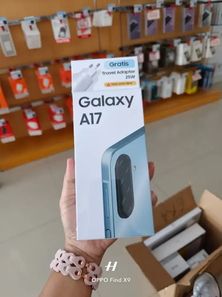SAMSUNG GALAXY A17
