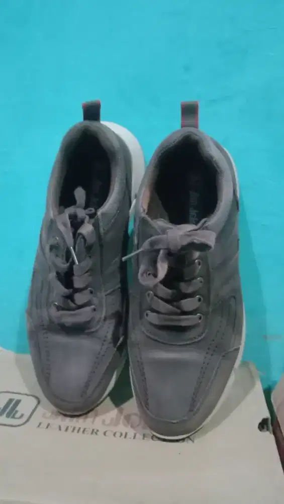 Merek sepatu Jim joker ukuran 42