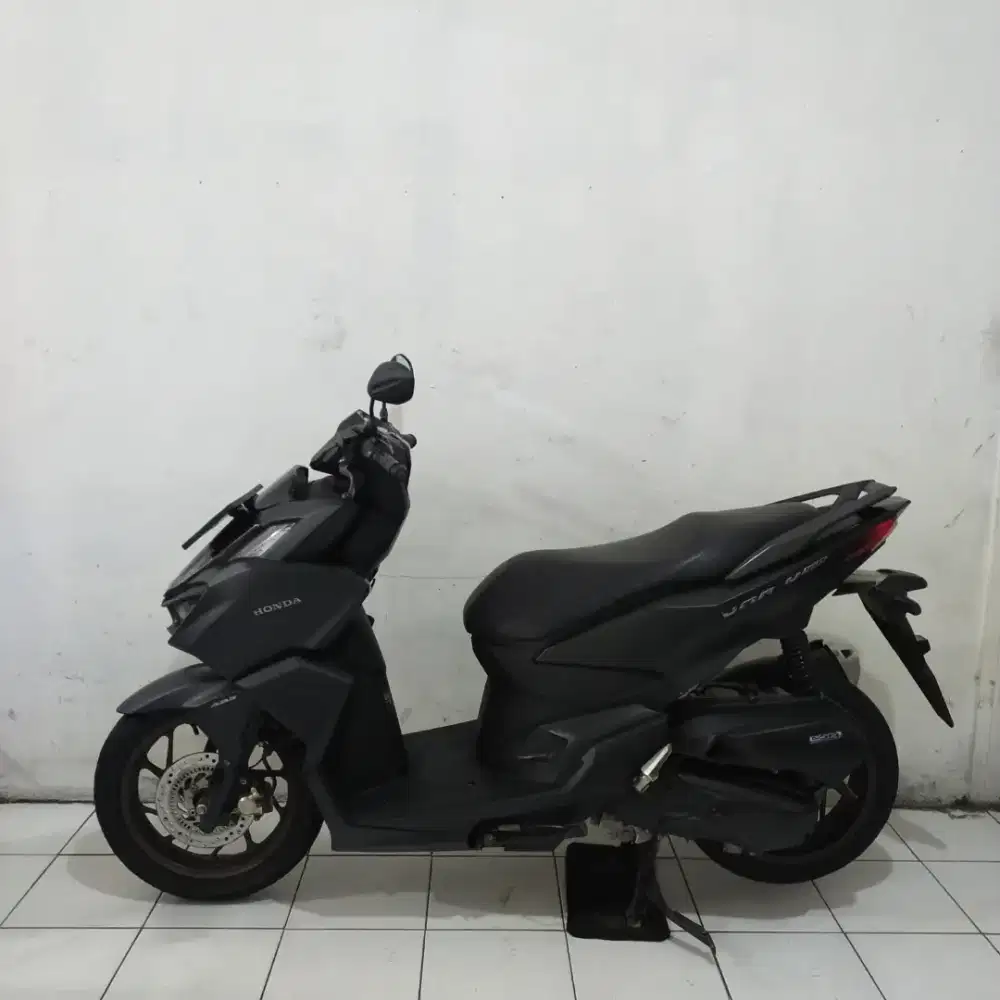 Honda Vario 160 ABS 2022 Bagus lengkap