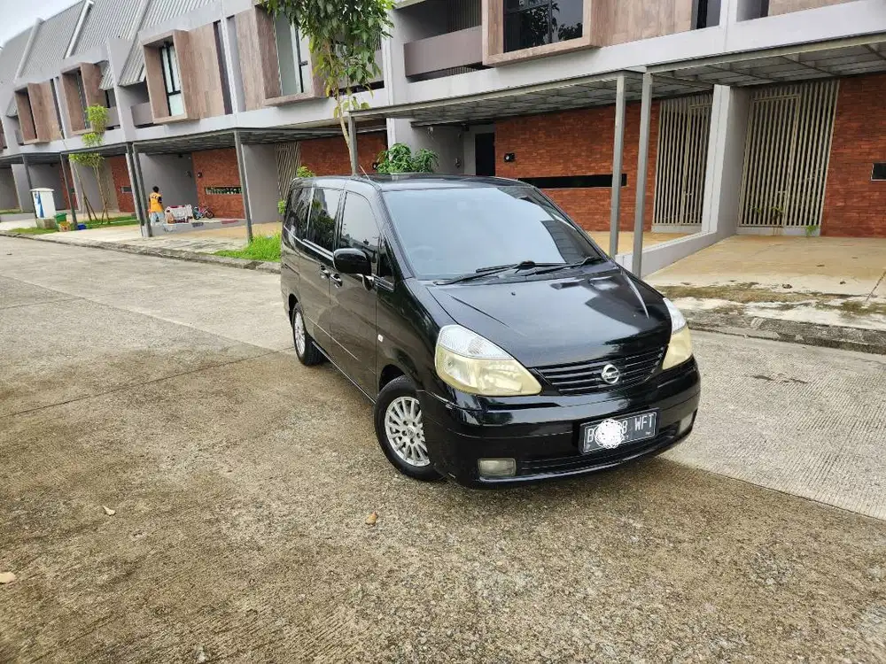 Serena C24 tipe CT tahun 2012
