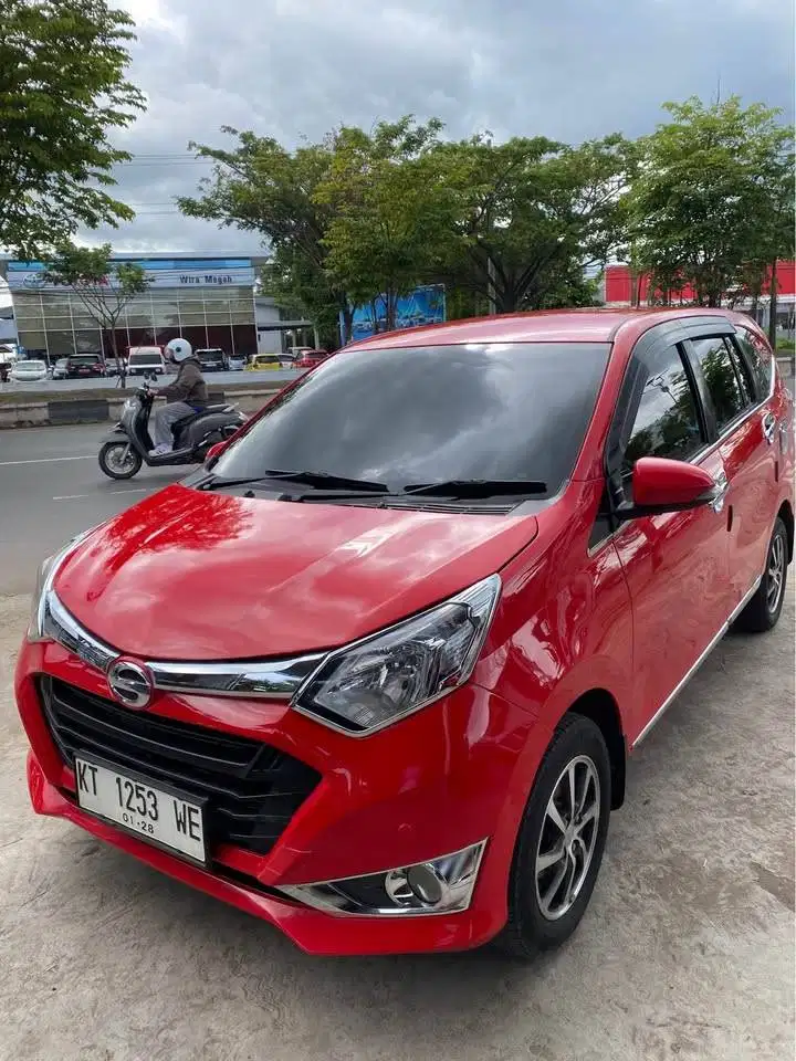Daihatsu Sigra 1.2 R Deluxe 2018 Manual - Mobil Pribadi