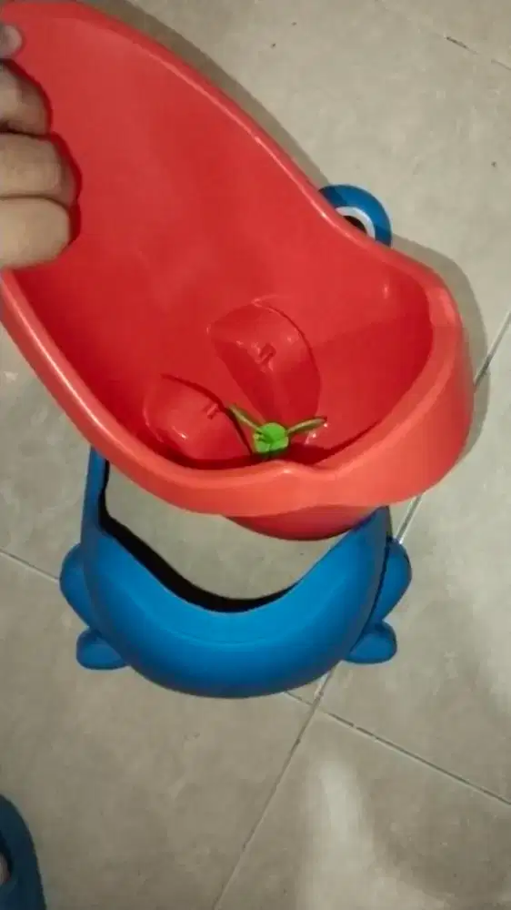 Tempat pipis anak