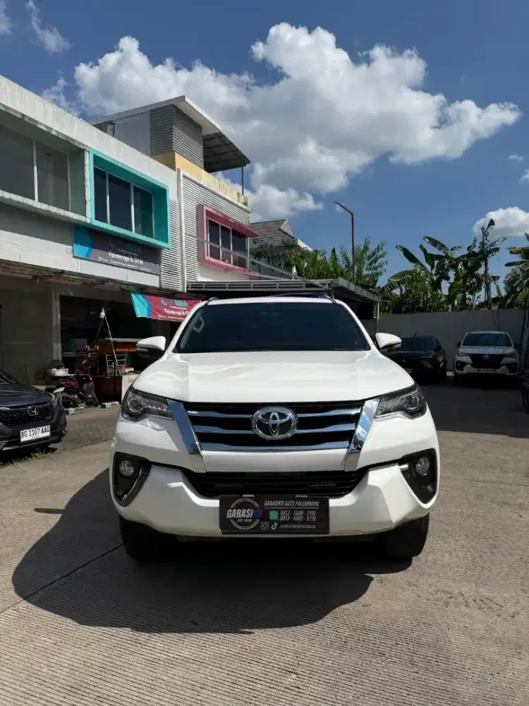 Toyota fortuner 2017 tipe VRZ 2.4 A/T odo 52rb