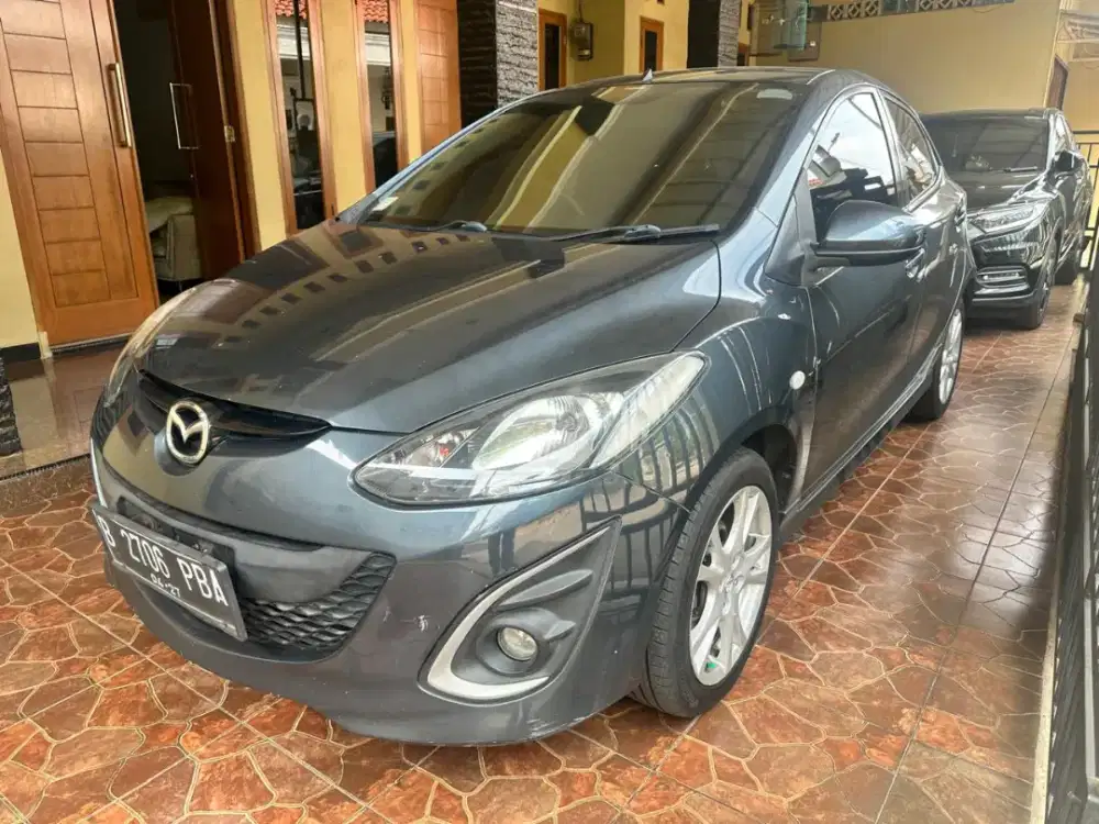 MAZDA 2 R TH 2011 MATIC