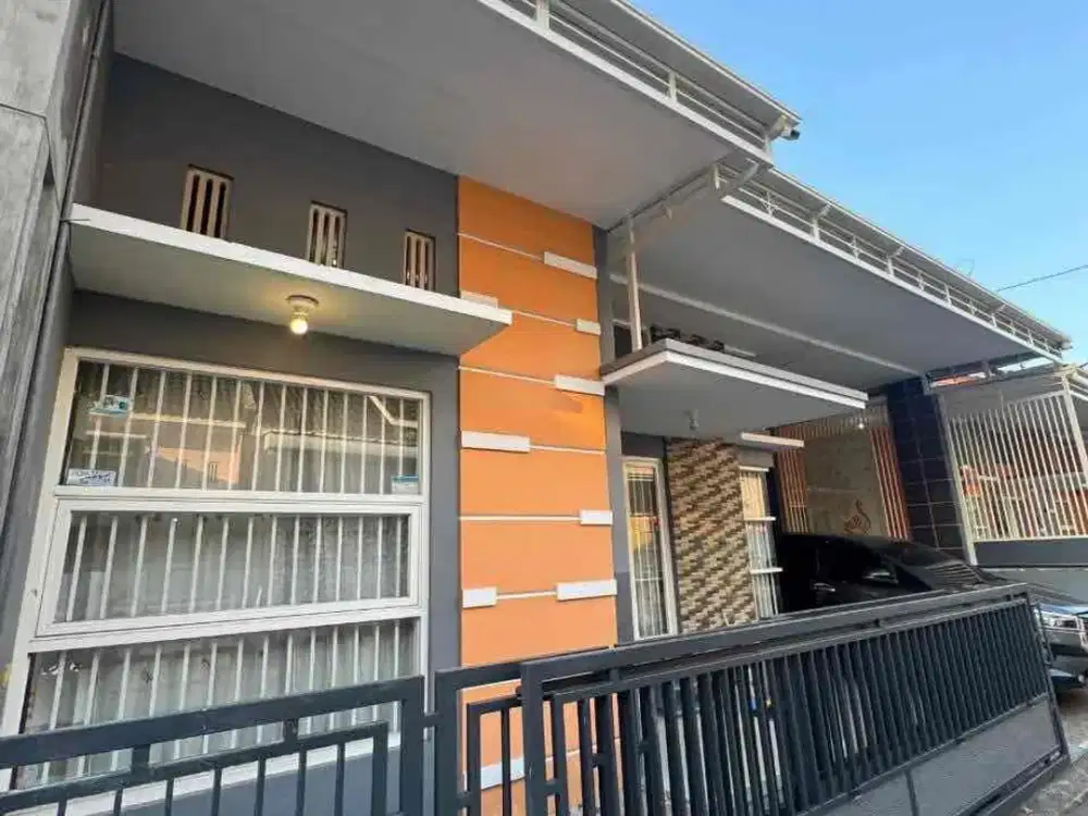 *Dijual Villa di kota Batu*
Luas tanah full bangunan 80 M2 ( 8x10)
Depan Wonderland, dekat Lippo Baru,pusat kuliner. Jalan depan paving dekat jalan aspal.Lingkungan kondusif.