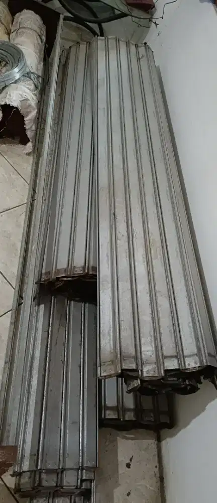 Rolling door second