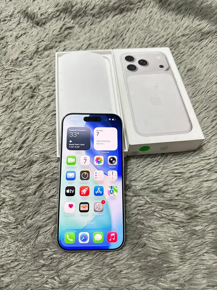 Iphone 17 Pro Max 256gb Silver IBOX Garansi On Desember 2026